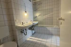 Bedarfsgerechtes, weil vielseitig konfigurierbares Reihenhaus in ruhiger Lage von Rbg.-Burgweinting – Käthe-Dorsch-Weg 12, 93055 Burgweinting-Harting, Regensburg – Vorschaubild 6