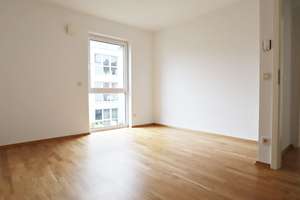 Großzügige und moderne 3 Zi.-Whg. mit sonnigem Balkon. – Die vollständige Adresse der Immobilie erhältst du vom Anbieter., 40489 Wittlaer, Düsseldorf – Vorschaubild 8