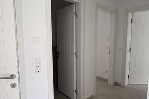 Exklusive 4-Zimmer-Souterrain-Wohnung mit lux. Innenausstattung inkl. EBK in Wiesbaden – Die vollständige Adresse der Immobilie erhältst du vom Anbieter., 65205 Südost, Wiesbaden – Vorschaubild 9