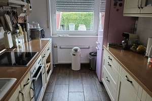 4-Zimmer-Wohnung mit großem Garten in zentraler Lage von Paderborn mit guter Anbindung – Die vollständige Adresse der Immobilie erhältst du vom Anbieter., 33102 Kernstadt, Paderborn – Vorschaubild 6