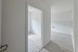 3 ZIMMER – RENOVIERT – JOBCENTER MÖGLICH! – opt. GARAGE – Luisenstraße 4, 58091 Eilpe, Hagen – Vorschaubild 3