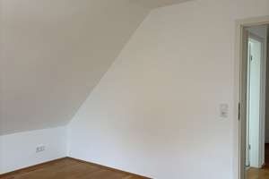 Helle, moderne 3-Zimmer Dachgeschosswohnung – Im Alten Bruch 45, 47259 Huckingen, Duisburg – Vorschaubild 9