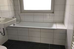 Charmante 3-Raum-Wohnung mit sonnigem Balkon und Tageslichtbad! – Freisenbruchstraße 35, 45279 Freisenbruch, Essen – Vorschaubild 5