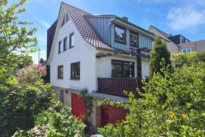 Beeindruckendes Zweifamilienhaus mit Kubus! Mit viel Charme u liebevoll angelegtem Garten! – Die vollständige Adresse der Immobilie erhältst du vom Anbieter., 34128 Harleshausen, Kassel – Vorschaubild 2