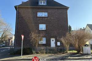 Vollvermietetes Mehrfamilienhaus mit Garagen in Mönchengladbach-Rheydt