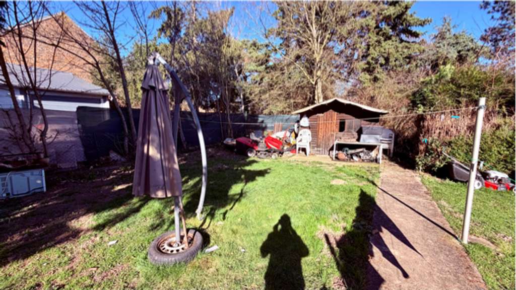 Immobilie in Niederzier - Analgeobjekt Zwei- bis Dreifamilienhaus mit 3 Garagen - Bild 3