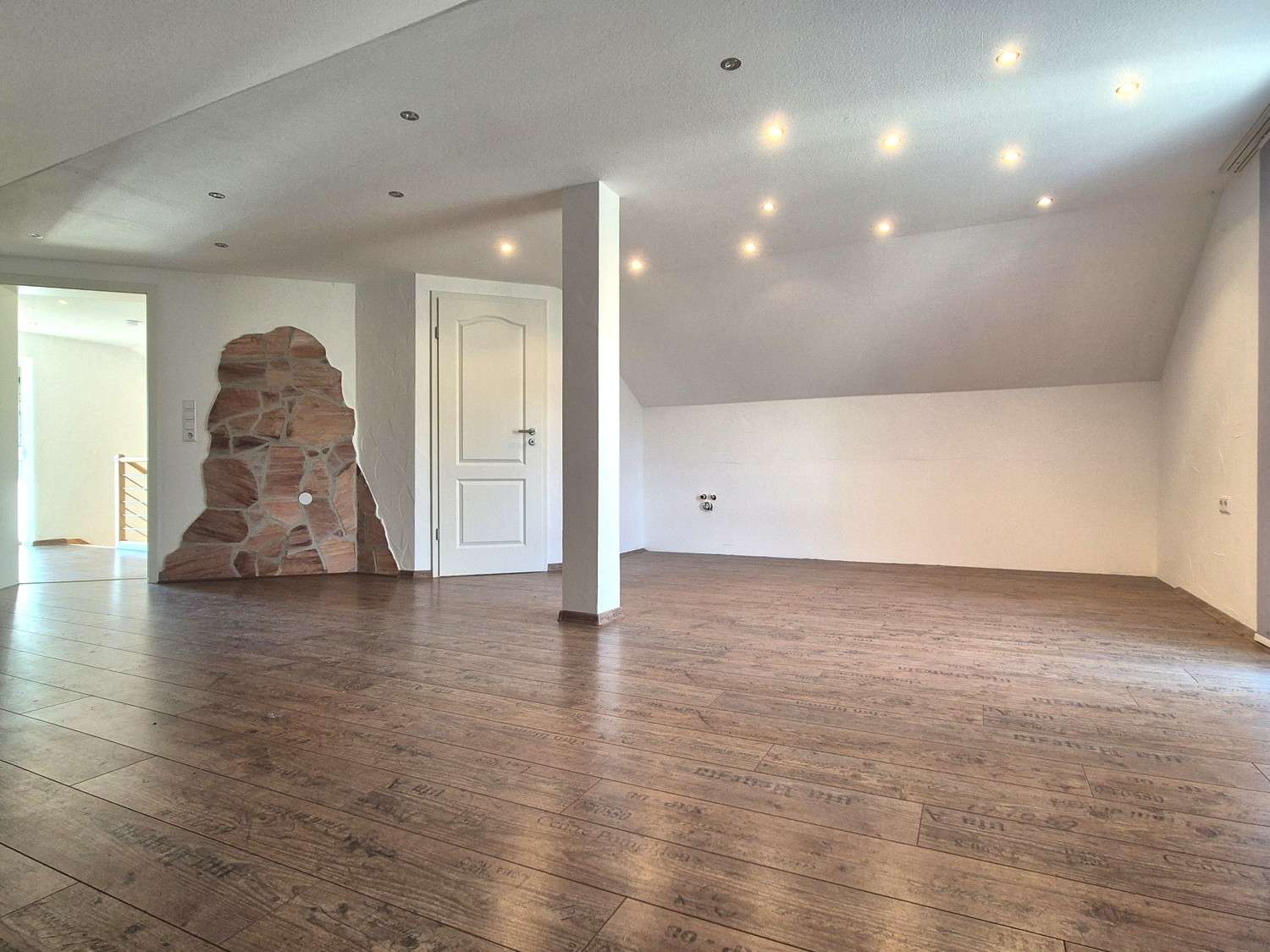 Immobilie in Bühlerzell - Modernes, stilvolles Einfamilienhaus mit vielen Gestaltungsmöglichkeiten - Bild 15