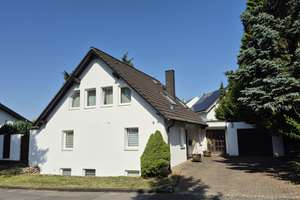 Großzügiges Einfamilienhaus mit Einliegerwohnung in Toplage von Haan – Am Kauerbusch 5, 42781 Haan – Vorschaubild 1