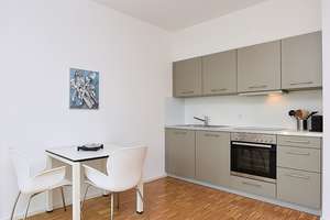 Modern möblierte Wohnung mit Balkon und traumhaftem Blick ins Grüne in Stuttgart Weilimdorf – Die vollständige Adresse der Immobilie erhältst du vom Anbieter., 70499 Weilimdorf (Ortsteil), Stuttgart – Vorschaubild 9