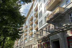 Beeindruckendes Wohnen in der 7. Etage mit Aussicht im Denkmalensemble Karl-Marx-Allee – Die vollständige Adresse der Immobilie erhältst du vom Anbieter., 10243 Friedrichshain, Berlin – Vorschaubild 2