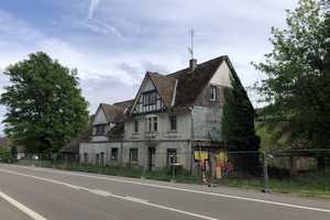 Sanierungsobjekt im Sauerland–1.500 m² Grundstück viel Potenzial – Grotewiese 1, 58540 Märkischer Kreis – Vorschaubild 1