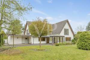 Tradition trifft Zukunft – Wohnhaus mit Charme auf 1.241 m² Grundstück – Die vollständige Adresse der Immobilie erhältst du vom Anbieter., 50996 Hahnwald, Köln – Vorschaubild 2