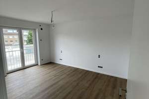 Attraktive 3 Zimmer Wohnung im 1.OG mit Dachterasse in Kempen, St.Hubert – Die vollständige Adresse der Immobilie erhältst du vom Anbieter., 47906 Kempen – Vorschaubild 7