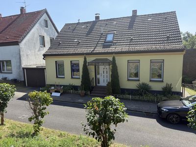 Charmantes Einfamilienhaus mit zusätzlicher Fläche im DG mit viel Potential für Ihre individuelle
