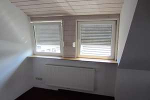Reutlingen Betzingen schönes 1-2 FH , 180qm WFL, Gr 317, Garage – Die vollständige Adresse der Immobilie erhältst du vom Anbieter., 72770 Betzingen, Reutlingen – Vorschaubild 12