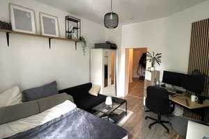 Ansprechende 3-Zimmer-Wohnung im Zentrum der Stadt und am Rhein – Große Witschgasse 60, 50676 Köln – Vorschaubild 1