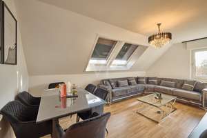 Ruhig, modern, zentral - Freie Dachgeschosswohnung mit Balkon – Die vollständige Adresse der Immobilie erhältst du vom Anbieter., 64297 Eberstadt, Darmstadt – Vorschaubild 5