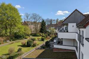 Lichtdurchflutetes Investment im Dachgeschoss – Barrierefrei mit Aufzug und Balkon – Die vollständige Adresse der Immobilie erhältst du vom Anbieter., 47119 Laar, Duisburg – Vorschaubild 2