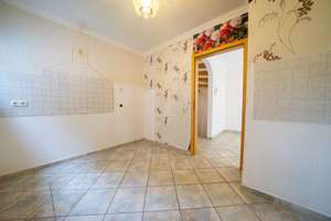Rundumpaket aus 2003! Großzügiges Mehrgenerationenhaus mit Sauna, Kamin, Garten und Garage in Hürth – Die vollständige Adresse der Immobilie erhältst du vom Anbieter., 50354 Hürth – Vorschaubild 10
