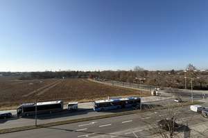 Property thumbnail 25