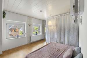 Seltene Gelegenheit in Lübeck-Kücknitz: Familienhaus mit 857 m² Eigenland und großem Garten – Die vollständige Adresse der Immobilie erhältst du vom Anbieter., 23569 Kücknitz, Lübeck – Vorschaubild 10