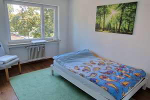 Schöner Ausblick: knapp 60m² , zwei Zimmer, Küche, Bad – Die vollständige Adresse der Immobilie erhältst du vom Anbieter., 85737 Ismaning – Vorschaubild 7