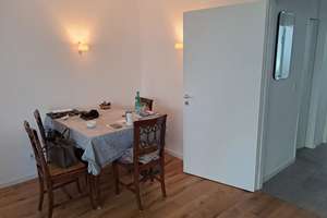 Helle 3-Zi.-Wohnung mit Balkon und offener neuer Einbauküche – Volpinistraße ., 80638 Nymphenburg, München – Vorschaubild 4