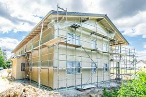 Neubau - sonnenverwöhnte, moderne KfW 55 Gartenwohnung mit Terrasse direkt in Cham zu verkaufen – Die vollständige Adresse der Immobilie erhältst du vom Anbieter., 93413 Cham – Vorschaubild 5