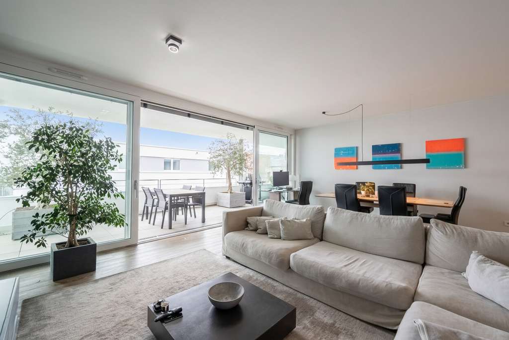 Immobilie in Weitersburg - Neuwertige Eigentumswohnung mit gehobener Ausstattung und 2 Tiefgaragen-Stellplätzen - Bild 1