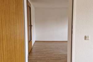 Gepflegte, renovierte 3,5 Zimmer Wohnung (Provisionsfrei) für 2-3 Personen im Zentrum von Düsseldorf – Die vollständige Adresse der Immobilie erhältst du vom Anbieter., 40215 Friedrichstadt, Düsseldorf – Vorschaubild 35
