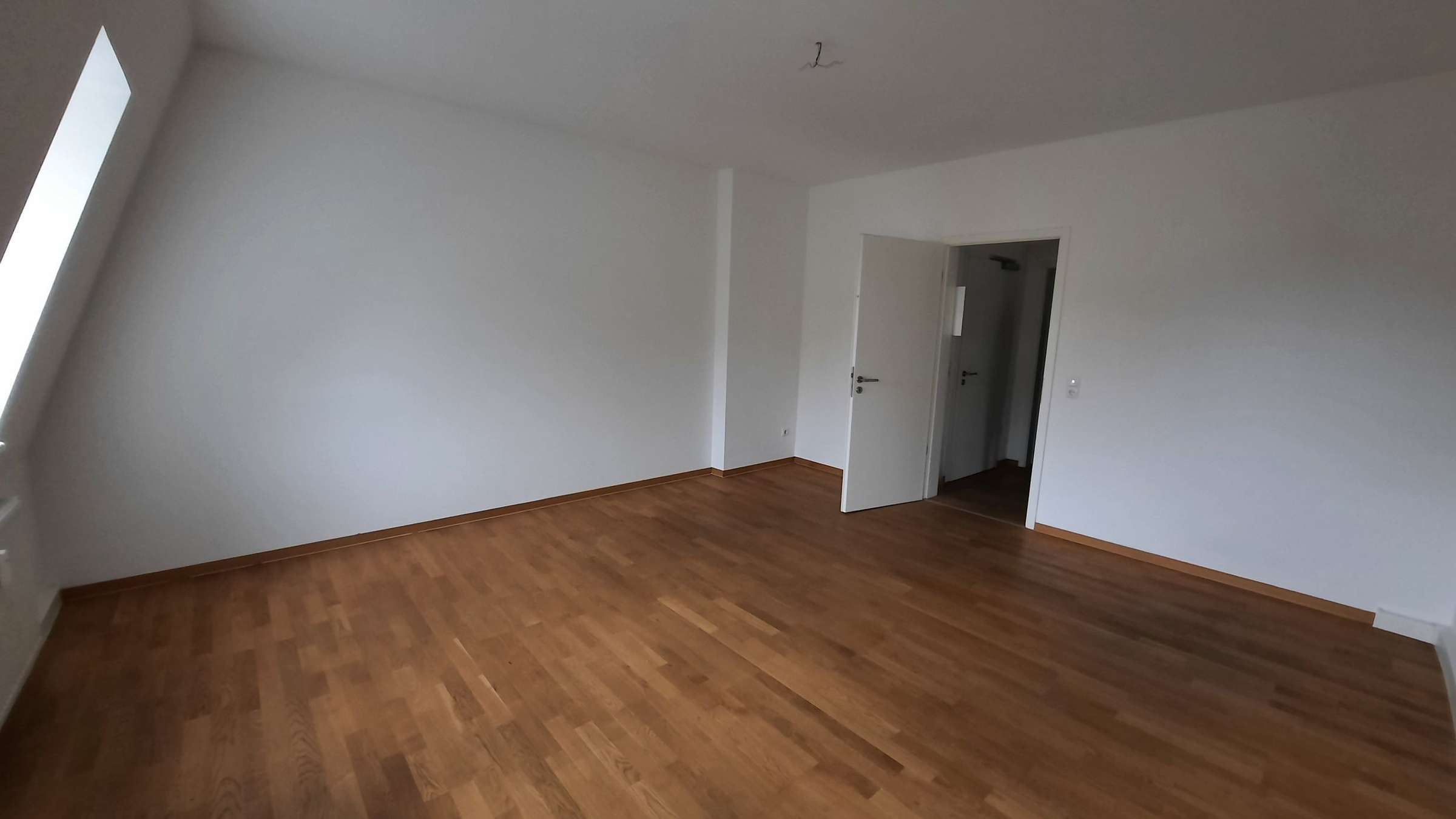 Geräumige 3-Zimmer-Wohnung mit Balkon in Erfurt