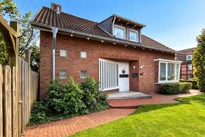 Gepflegtes Einfamilienhaus mit Doppelgarage und Gestaltungspotenzial in Vorhelm – Die vollständige Adresse der Immobilie erhältst du vom Anbieter., 59227 Ahlen – Vorschaubild 1