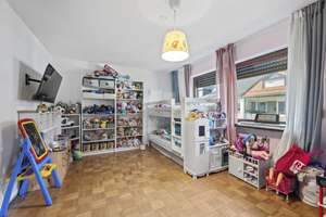 Familientraum in Höhenkirchen: Renovierungsbedürftiges RMH mit Gestaltungspotenzial – Die vollständige Adresse der Immobilie erhältst du vom Anbieter., 85635 Höhenkirchen-Siegertsbrunn – Vorschaubild 8