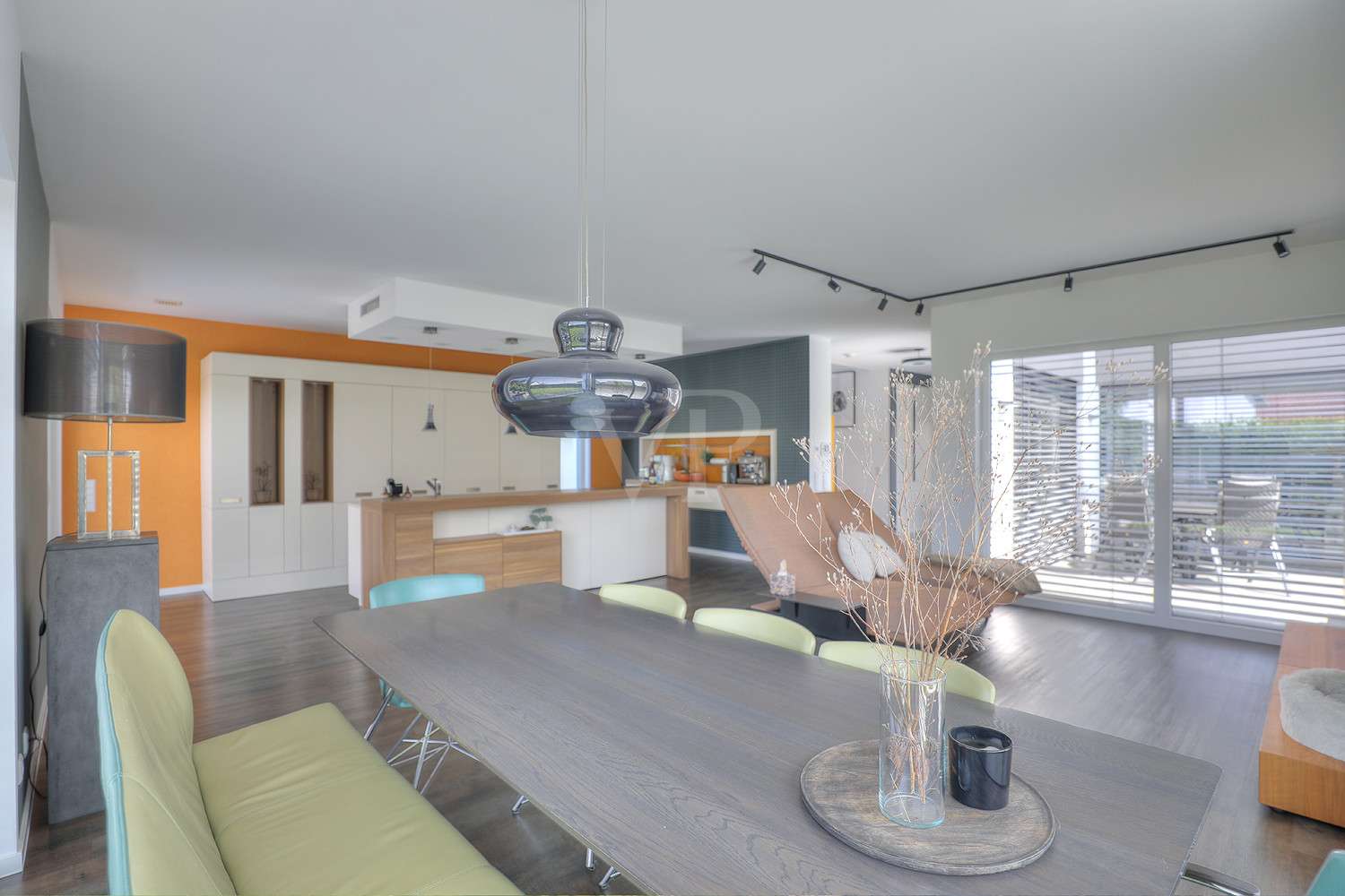 Immobilie in Gemmingen - Zeitlose Architektur in naturnaher Lage – Einfamilienhaus in einer ganz besonderen Art - Bild 13