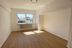 WG geeignete , modernisierte Maisonettewohnung in der Innenstadt