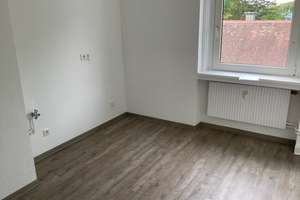 Für Sie renoviert! Gemütliche 1,5-Zimmer-Wohnung sucht nette Mieter – 90431 Großreuth bei Schweinau, Nürnberg – Vorschaubild 3