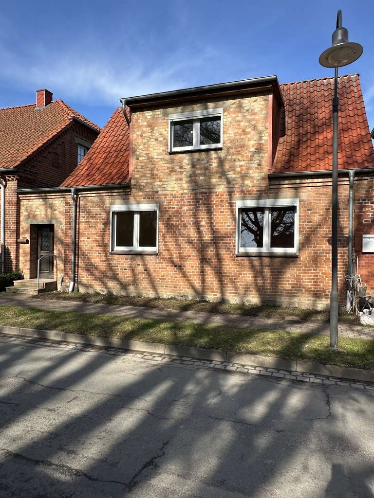 Immobilie in Damshagen - Saniertes Reihenmittelhaus in Damshagen, ca. 7 km bis zum Ostseebad Boltenhagen - Bild 0