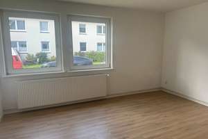 Helle 4-Zimmer-Wohnung mit Balkon – Strackerjanstr. 42, 26129 Haarentor, Oldenburg (Oldenburg) – Vorschaubild 3