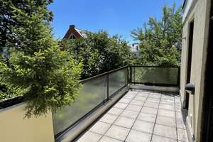 Sonnige und gepflegte 3 Zi. Wohnung mit 2 Terrassen und Blick ins Grüne – Willibaldstr. 201, 80689 Blumenau, München – Vorschaubild 4
