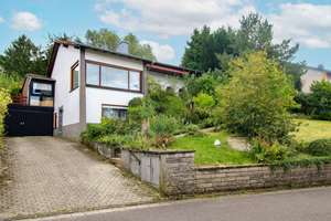Charmantes Einfamilienhaus in Rheinbrohl mit Rheinblick  – Die vollständige Adresse der Immobilie erhältst du vom Anbieter., 56598 Rheinbrohl – Vorschaubild 1
