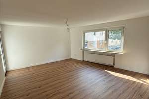 Attraktive 2-Zimmer-Wohnung renoviert und bezugsfertig