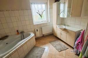 Familienfreundliches Einfamilienhaus – sofort bezugsbereit und umfassend saniert – Die vollständige Adresse der Immobilie erhältst du vom Anbieter., 6295 Lutherstadt Eisleben – Vorschaubild 6