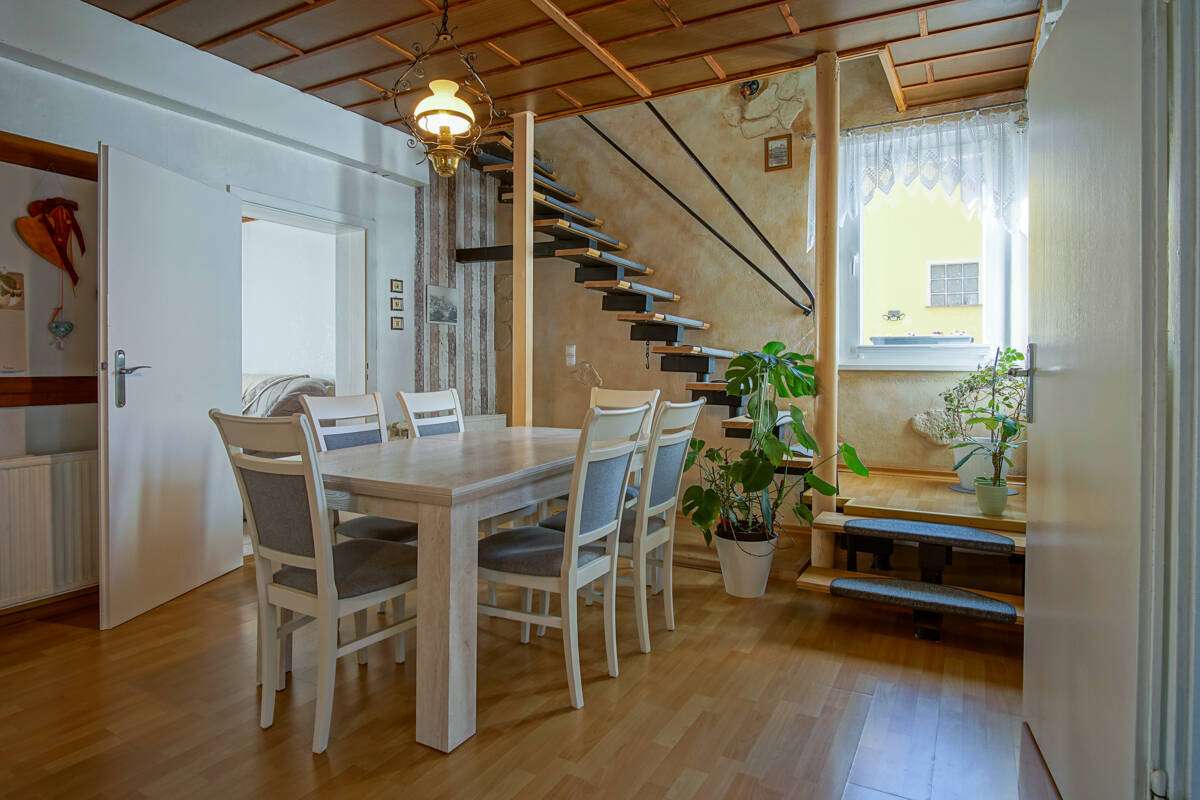 Immobilie in Niemegk - Großes Einfamilienhaus mit Ausbaupotenzial sucht neue Bewohner. - Bild 9