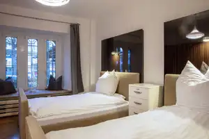 Property thumbnail 8