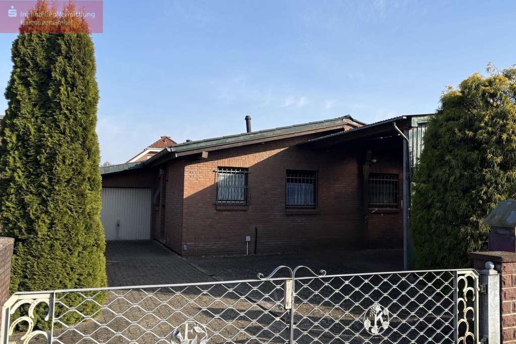 Immobilie in Wathlingen - Charmanter Bungalow mit großem Garten - Bild 0