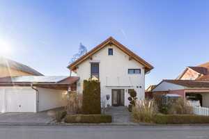 Neufinsing - Stilvolles, modernes Einfamilienhaus in familiärer Lage mit PV-Anlage und Wärmepumpe! – Erding (Kreis) – Vorschaubild 2