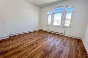 moderne 3-Zimmer-Wohnung mit Balkon im charmanten Altbau – Rickmersstraße 35, 27568 Lehe, Bremerhaven – Vorschaubild 6