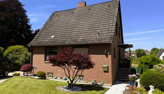 Bild von Zu verkaufen: Top gepflegtes Einfamilienhaus mit traumhaftem, großem Garten in Hamburg-Rönneburg!