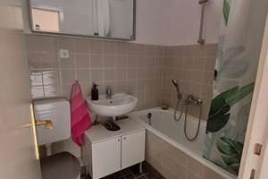 Lichtdurchflutete Wohnung im 2. Obergeschoss in sehr gepflegter Wohnanlage. – Die vollständige Adresse der Immobilie erhältst du vom Anbieter., 21031 Lohbrügge, Hamburg – Vorschaubild 12