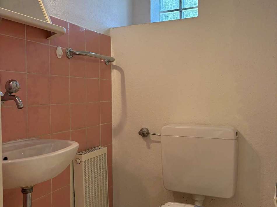 Gäste WC mit Fenster